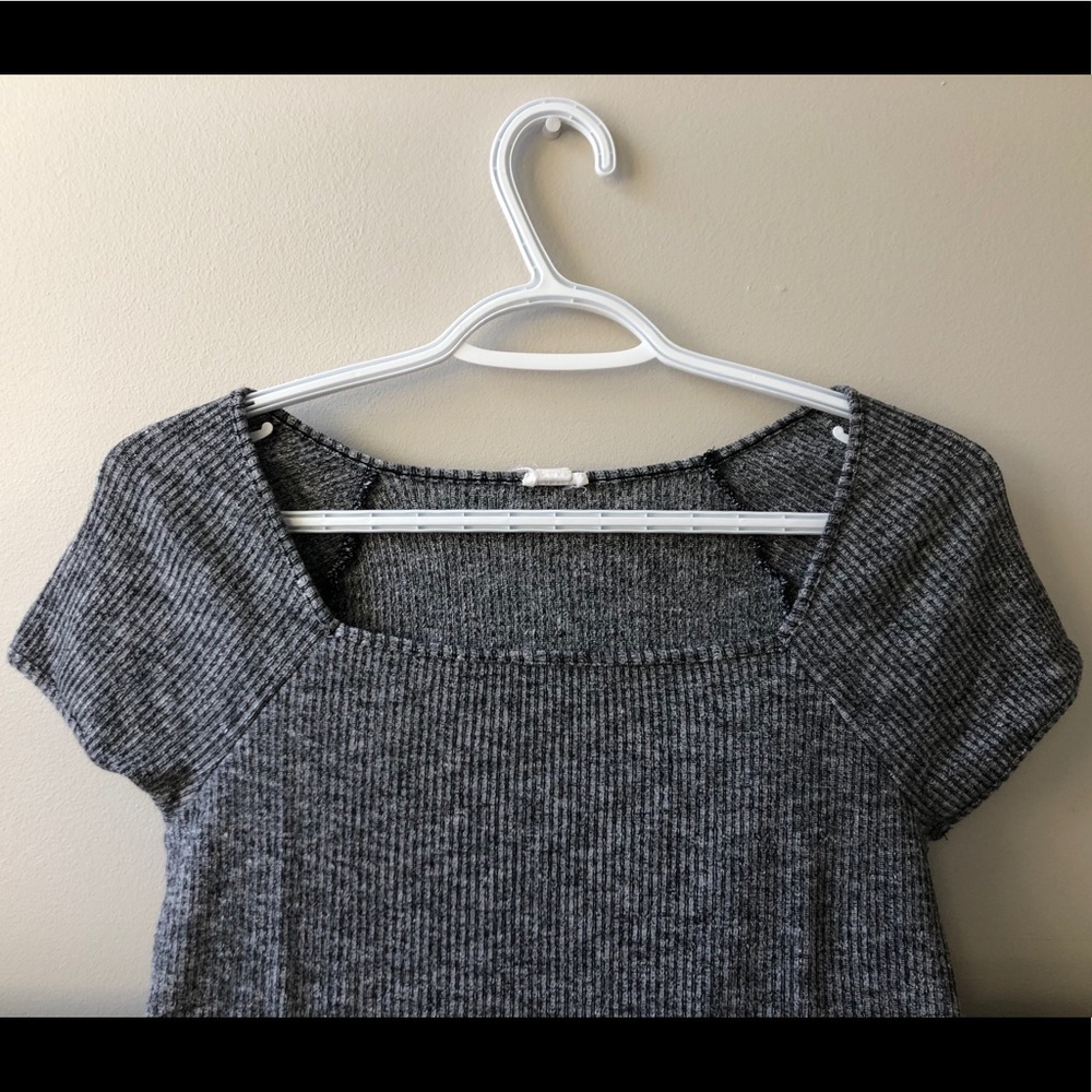Garage: Salt & Pepper Ribbed Top - Picture 2 of 5
